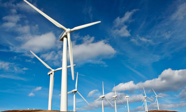 امارات در حال ساخت نیروگاه بادی است