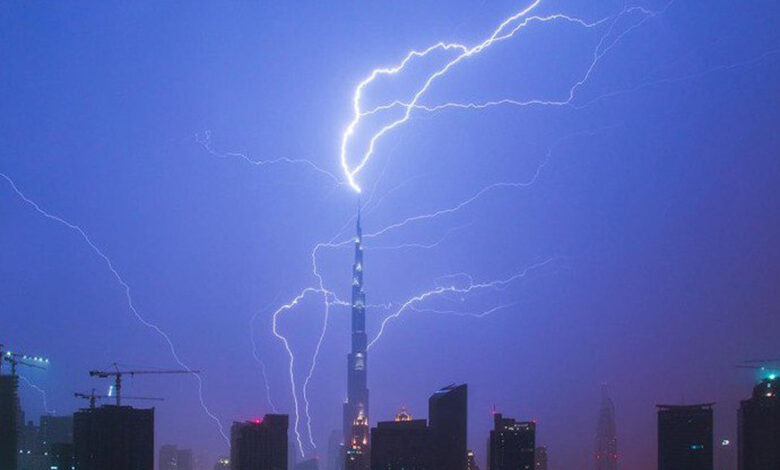 برج خلیفه چگونه از خود در برابر صاعقه محافظت می کند؟