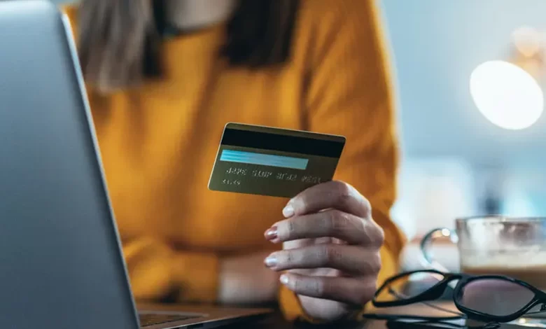 نرخ بهرهی وام و کردیت کارت در امارات کاهش خواهد یافتنرخ بهرهی وام و کردیت کارت در امارات کاهش خواهد یافت