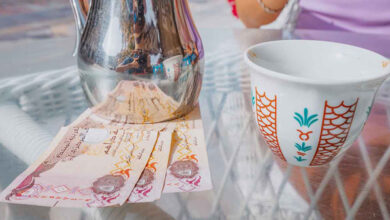 آیا در رستوران‌های دبی باید انعام بدهیم؟