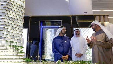 برج خیریه‌ی یک میلیارد غذا در بزرگراه شیخ زاید ساخته می‌شود