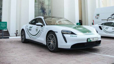 پلیس دبی یک پورشه تایکان را به ناوگان ابرخودرو هایش اضافه کرد