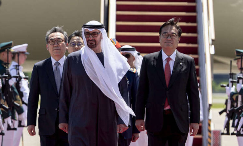 رئیس امارات برای سفری دو روزه وارد کره جنوبی شد