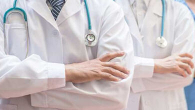 بیمارستان های امارات نیروهای بیشتر با حقوق های بالاتر از قبل جذب می کنند