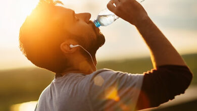 روزانه در دبی چه میزان آب باید بنوشیم؟