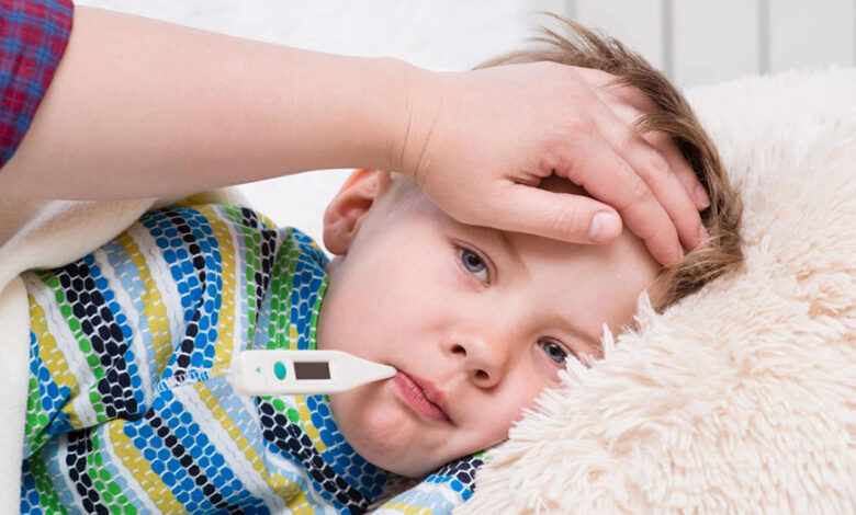 علائم تب در کودکان را جدی بگیرید و خود درمانی نکنید