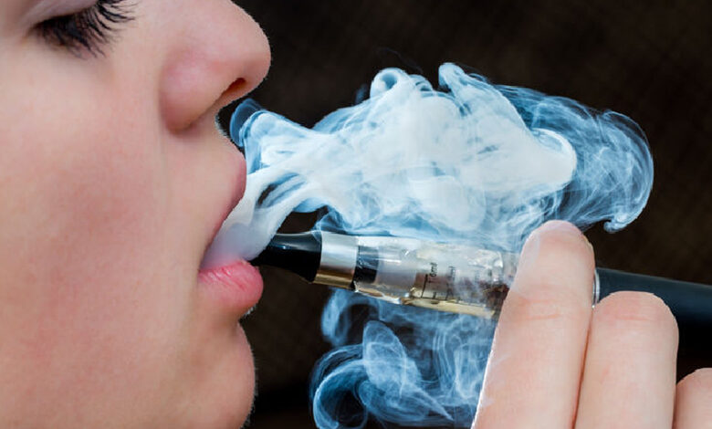 افزایش مصرف سیگار الکترونیکی در میان نوجوانان امارات